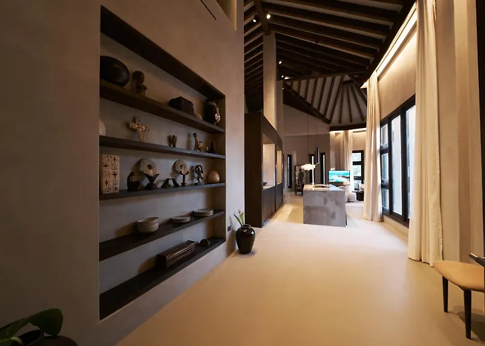 Hotel Abrazos 5*